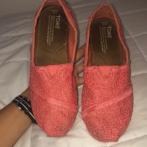 Pink TOMS💗